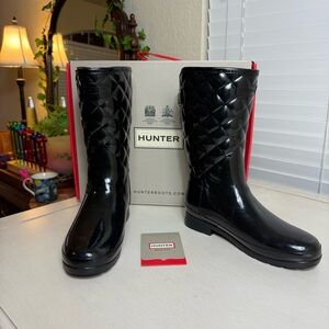 Hunter Quilted Gloss Black Mid-Calf Rain Boots